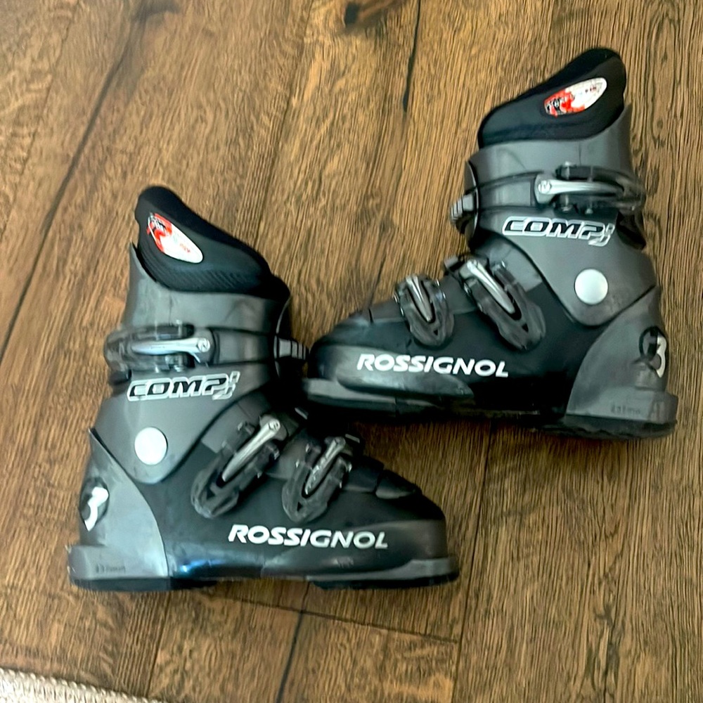 Rossignol Ski boots.